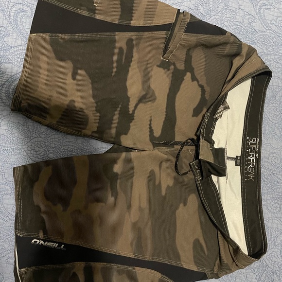 O’Neill Super-freak board shorts - Picture 1 of 3